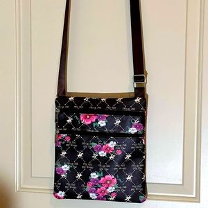 Beverly Hills Polo Club. Brown floral Crossbody bag.